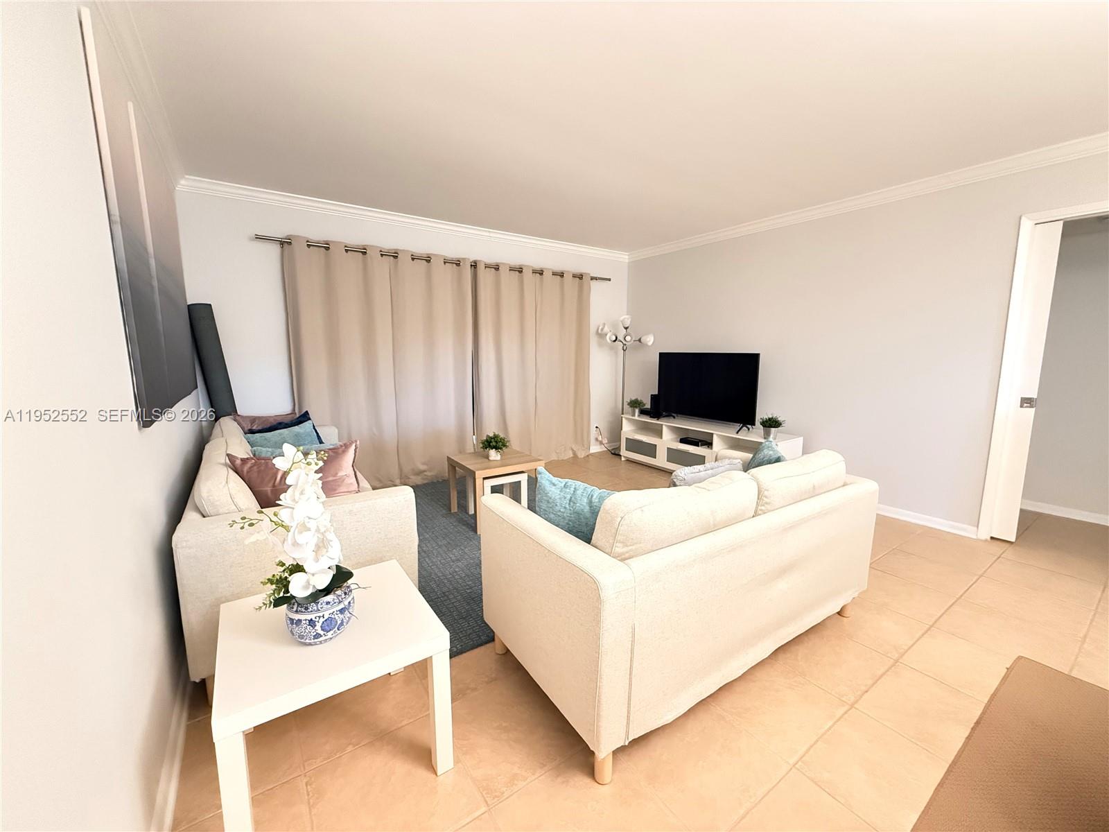 CYPRESS BEND CONDOMINIUM - Residential