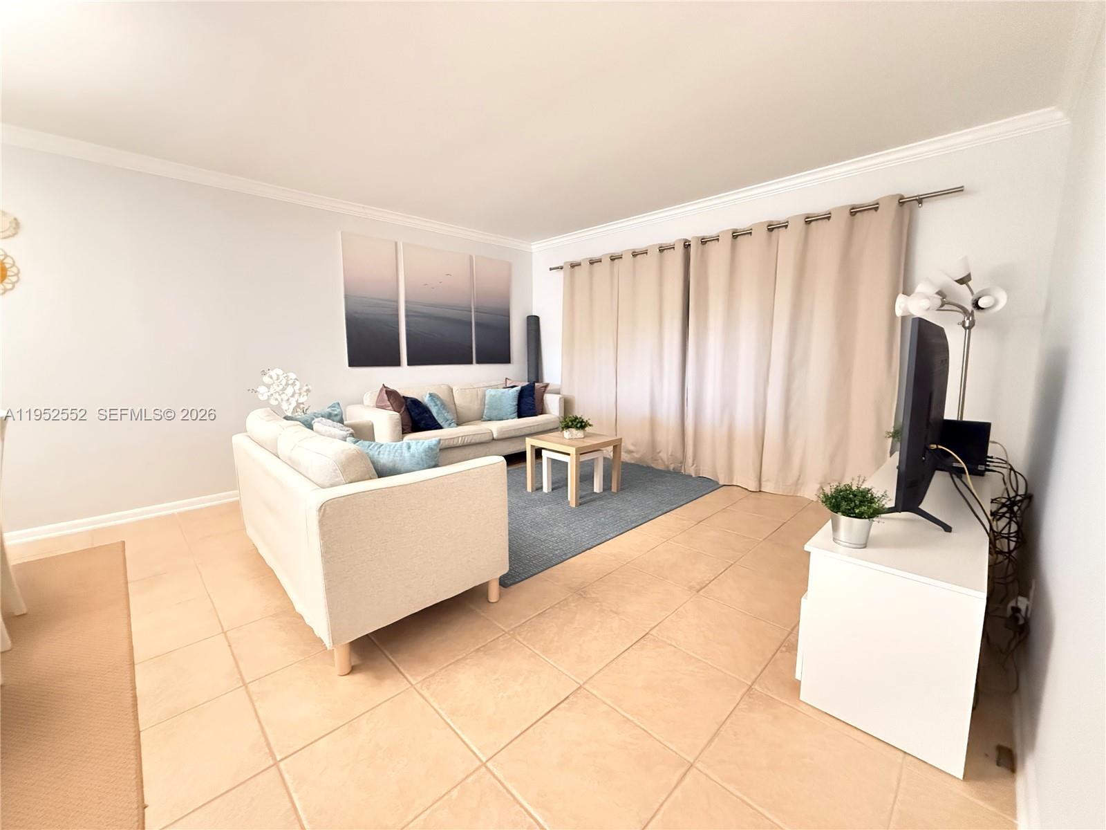 CYPRESS BEND CONDOMINIUM - Residential