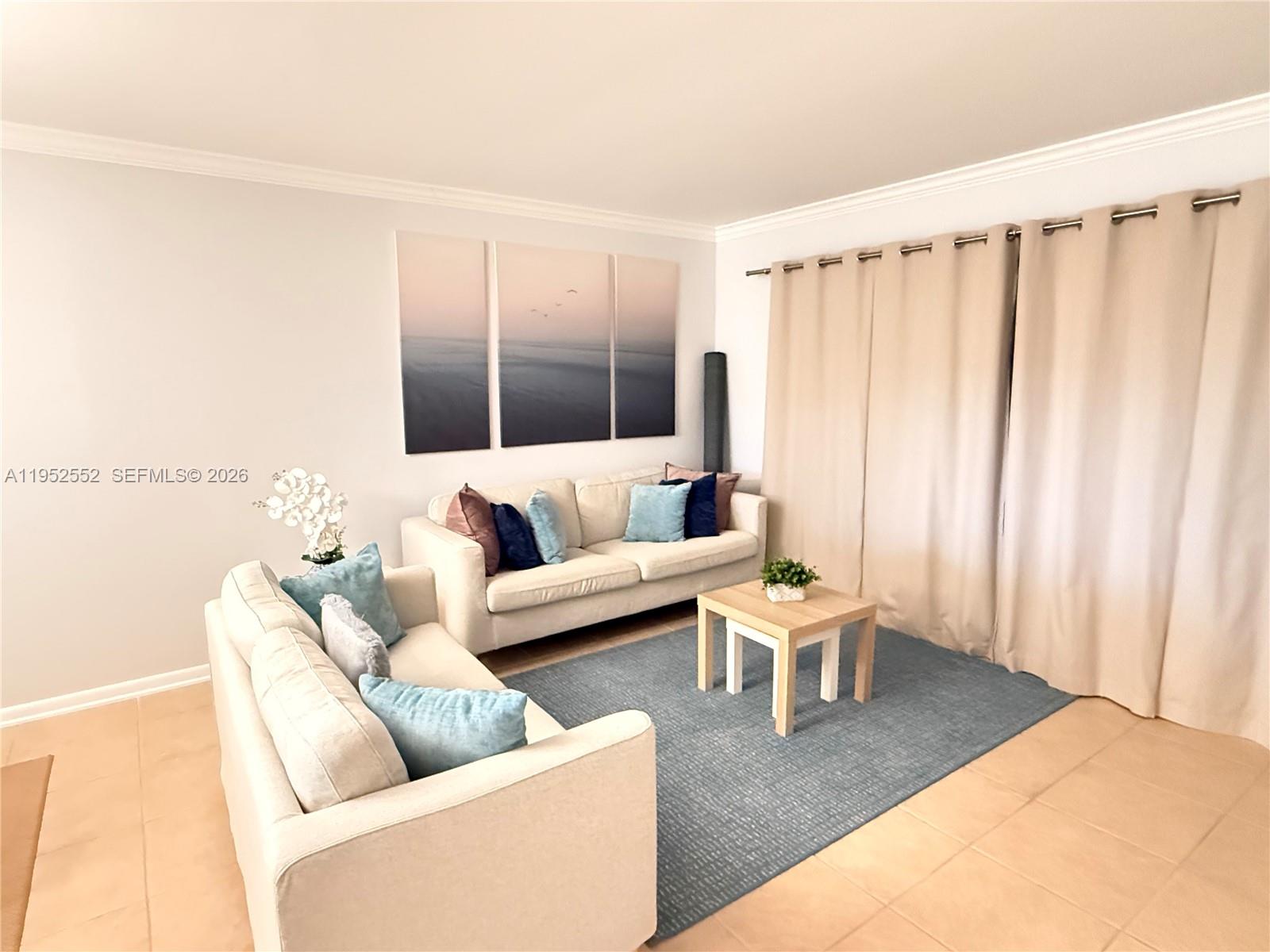 CYPRESS BEND CONDOMINIUM - Residential