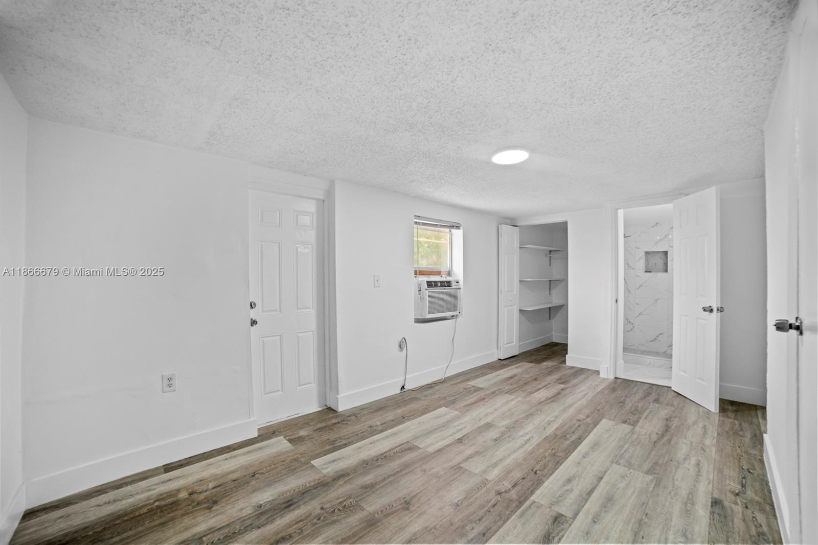 LAUDERDALE MANORS AMD PLA - Residential