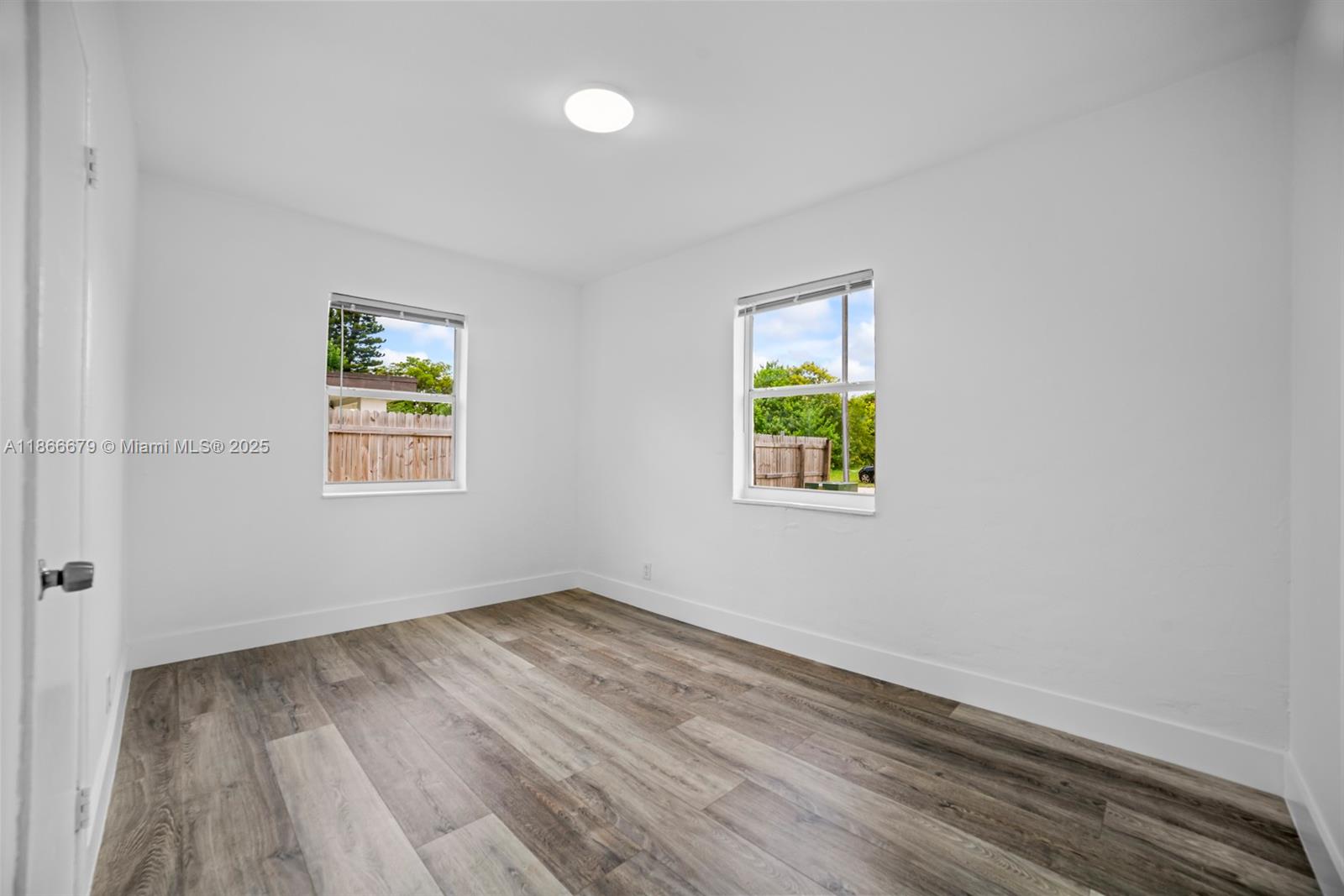 LAUDERDALE MANORS AMD PLA - Residential