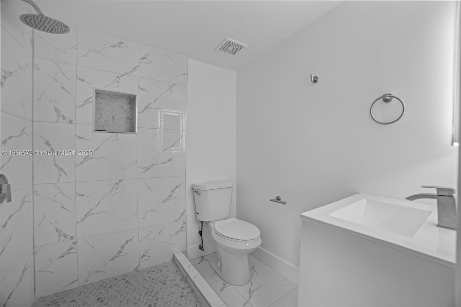 LAUDERDALE MANORS AMD PLA - Residential