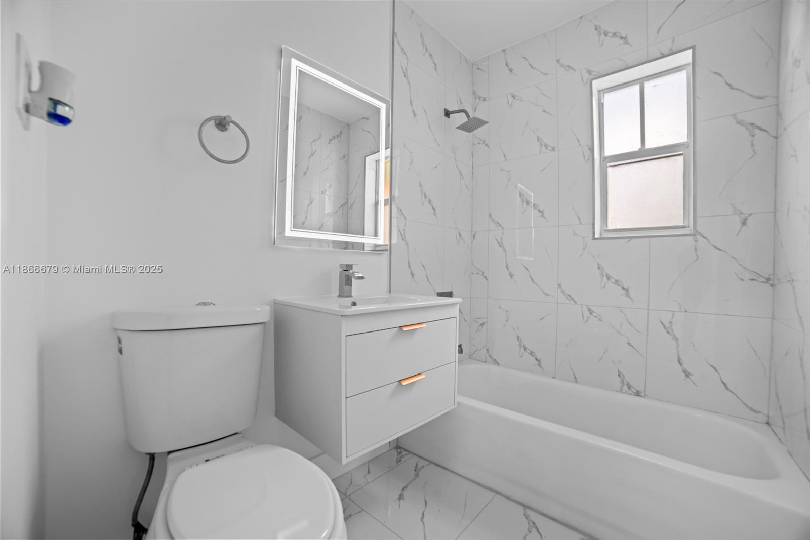 LAUDERDALE MANORS AMD PLA - Residential