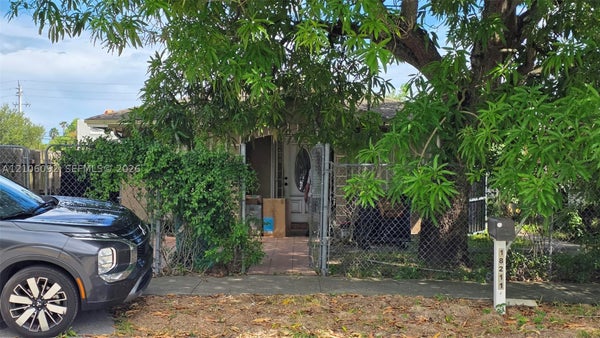 18211 SW 102ND AVE, MIAMI, FL 33157 - Image fe1052f57785e52b033ef6ecd7d2846c/3983472585