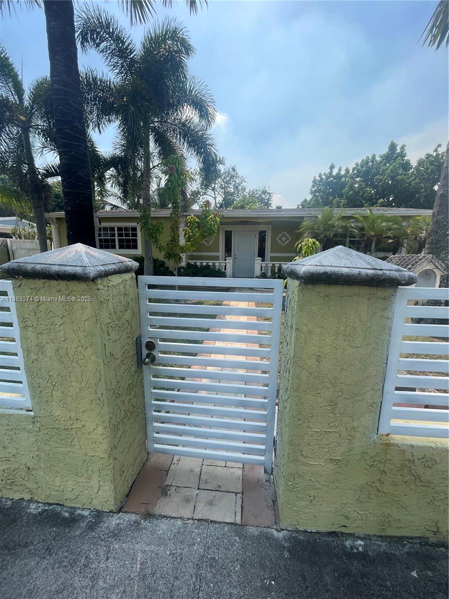 NORWOOD 3RD ADDN SEC 2 - Residential Lease