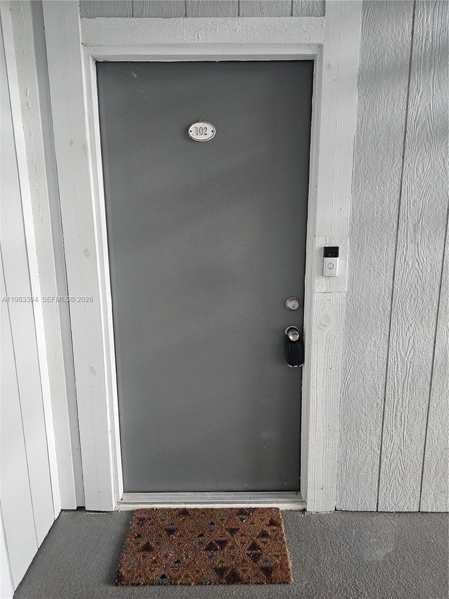 LAKEVIEW AT THE HAMMOCKS - Residential Lease