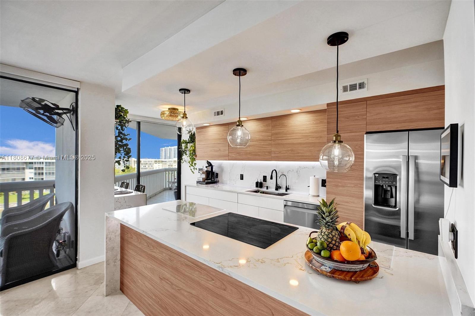 1000 W Island Blvd 611, Aventura, Miami-Dade County, Florida - 2 Bedrooms  
2 Bathrooms - 