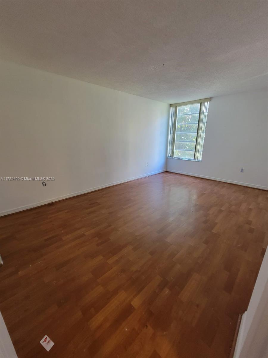 Property for Sale at 870 Nw 87th Ave 310, Miami, Broward County, Florida - Bedrooms: 2 
Bathrooms: 2  - $285,000
