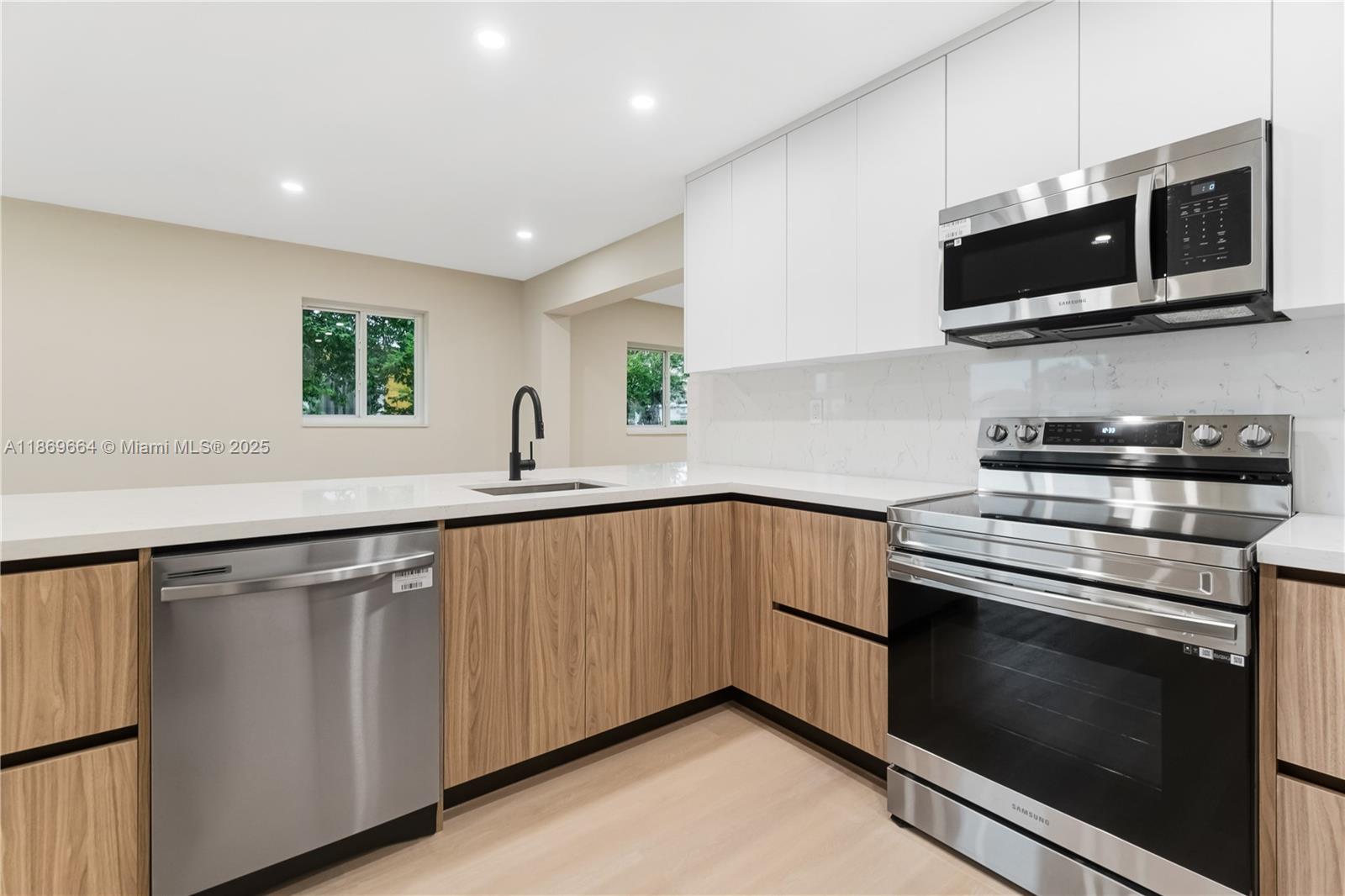 LIBERTY HOMES ESTATES SEC - Residential