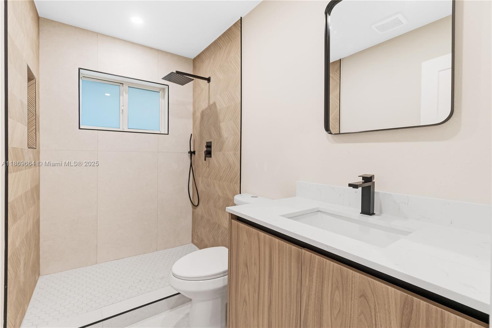 LIBERTY HOMES ESTATES SEC - Residential