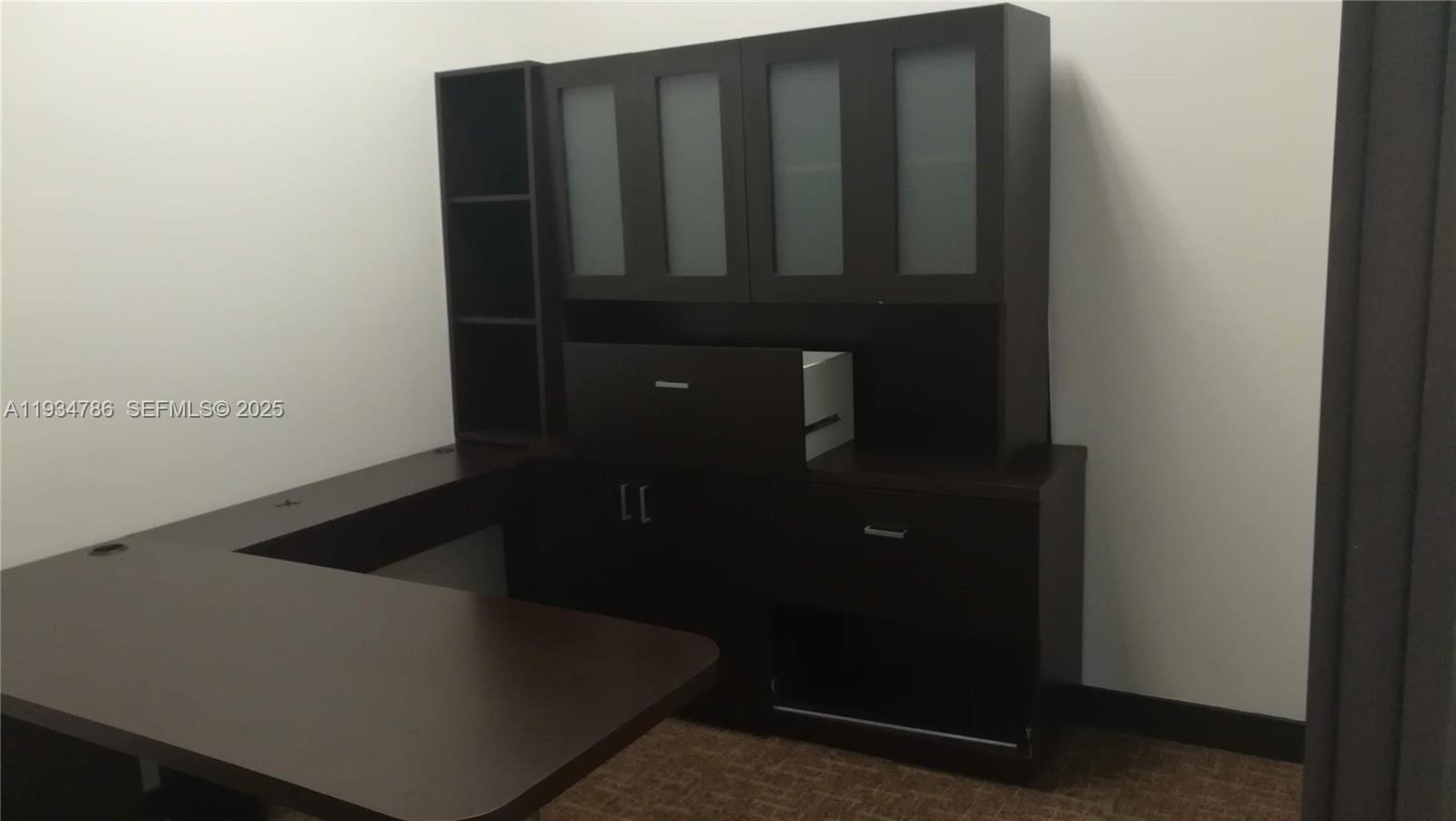 2030 S Douglas Rd 109