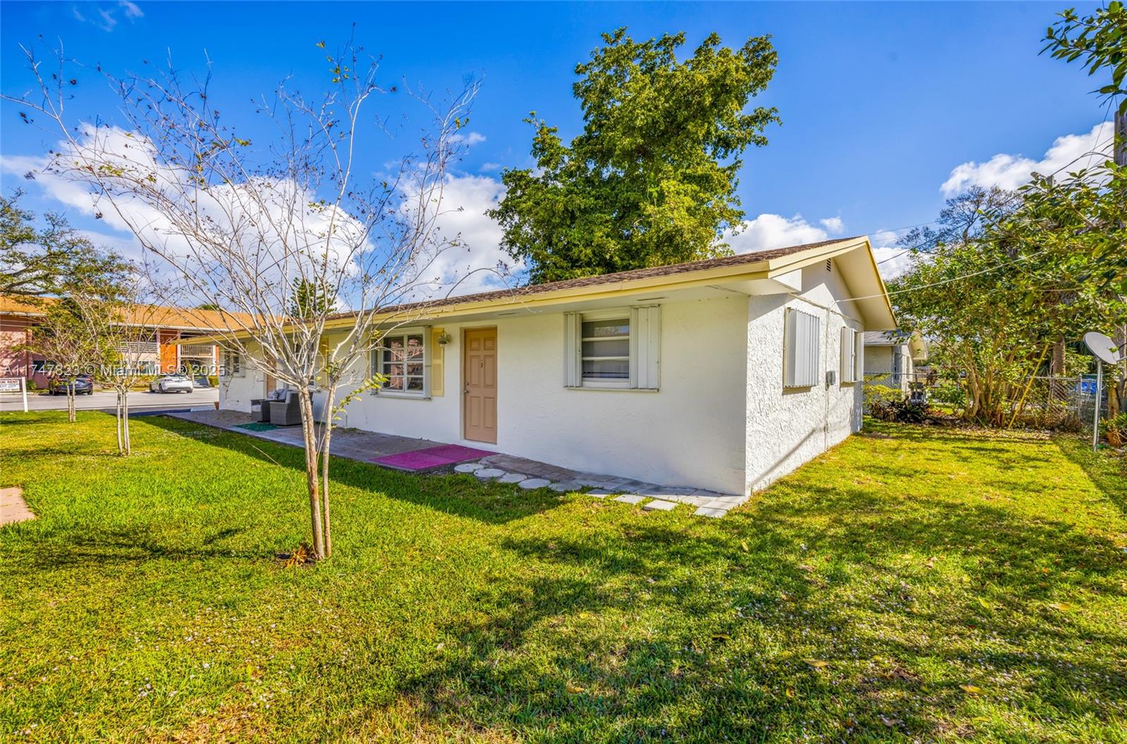 804 SW 30th St
