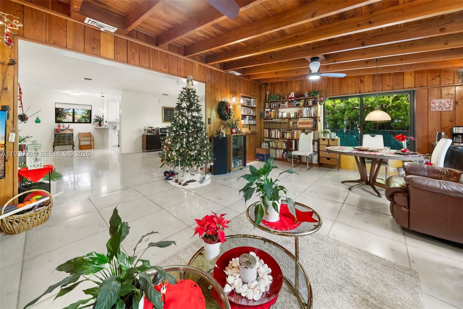 TREASURE ISLAND - Residential