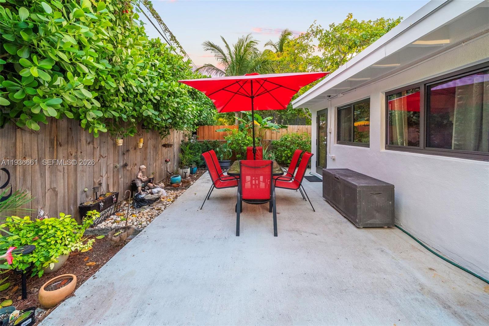 TREASURE ISLAND - Residential