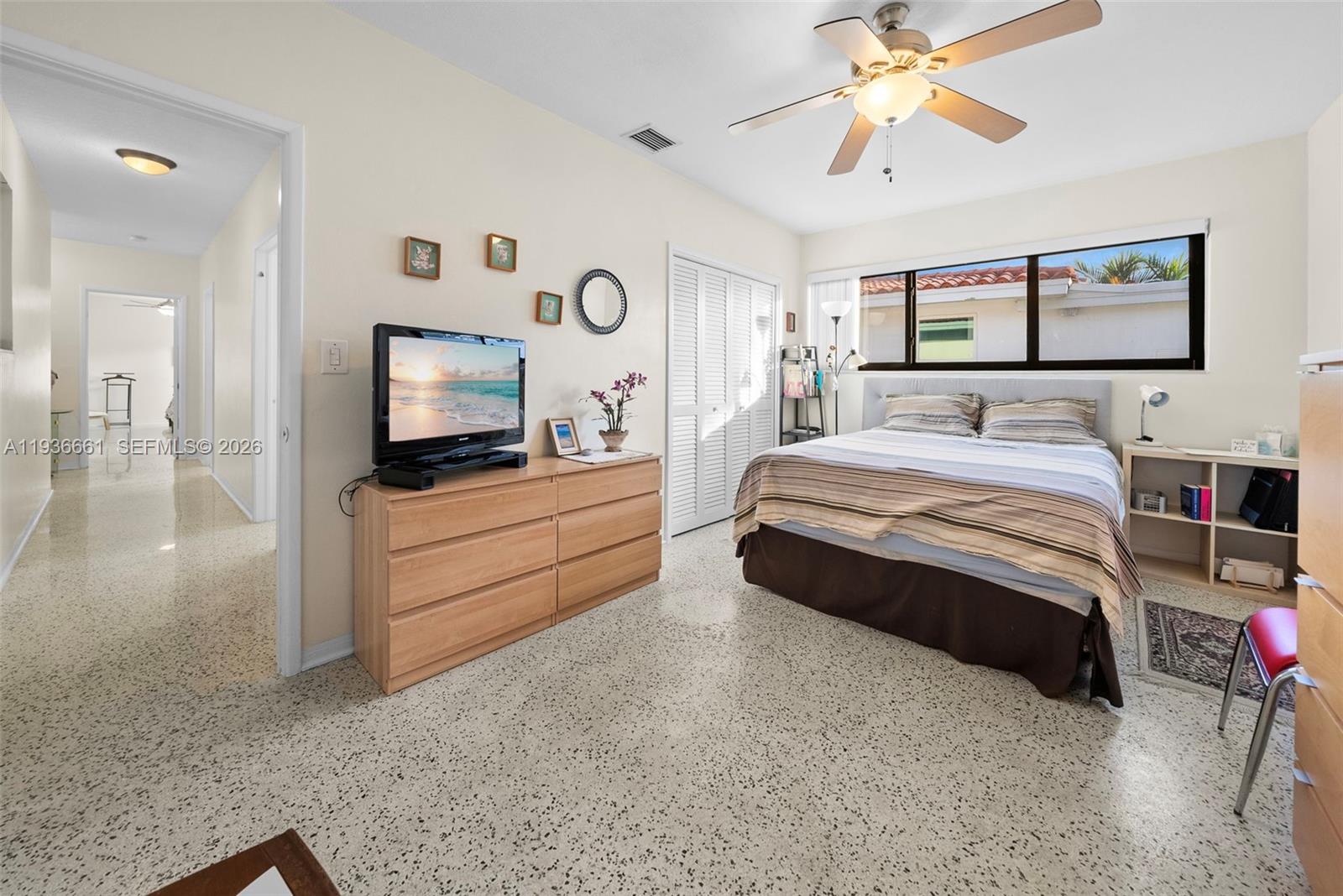 TREASURE ISLAND - Residential