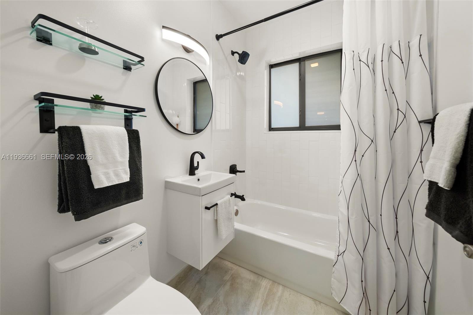 TREASURE ISLAND - Residential