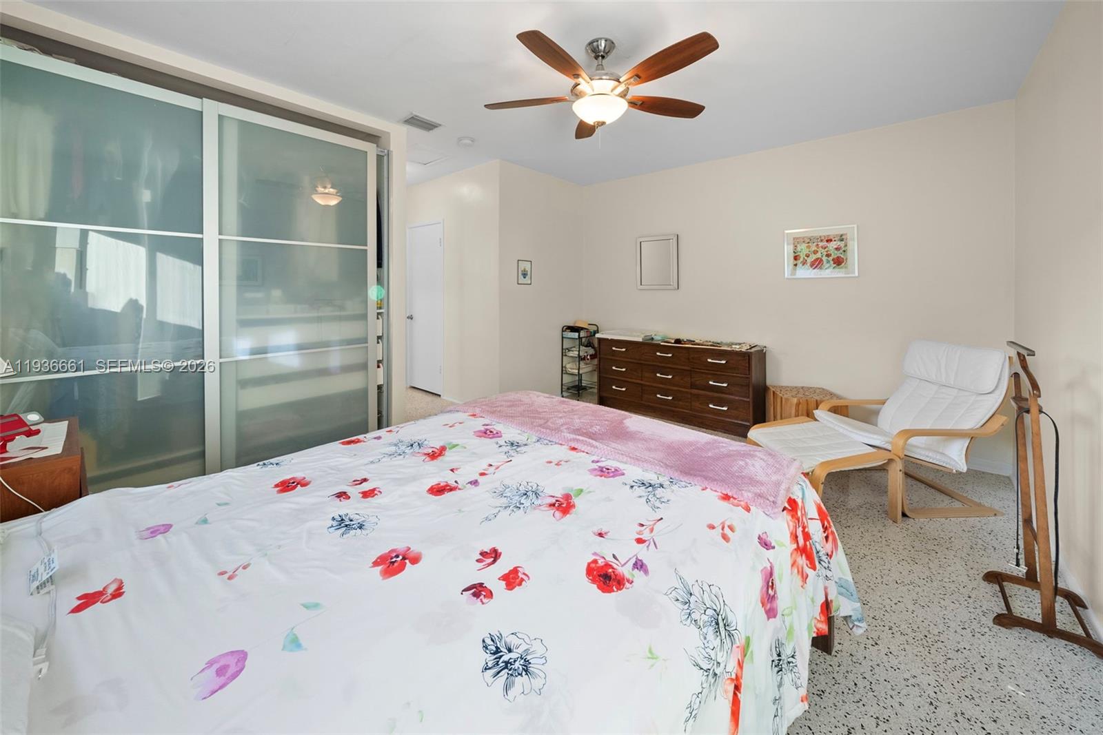 TREASURE ISLAND - Residential