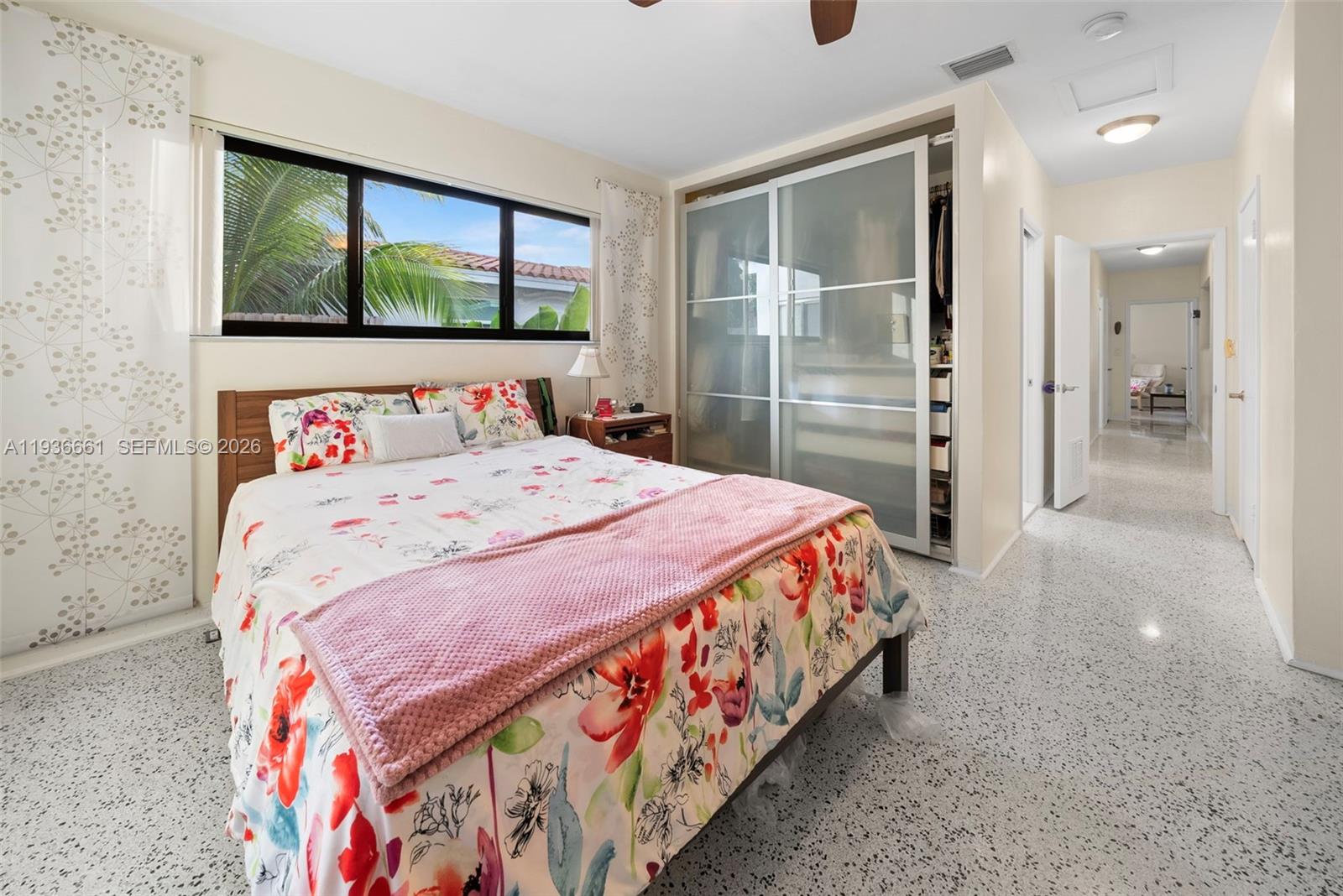 TREASURE ISLAND - Residential