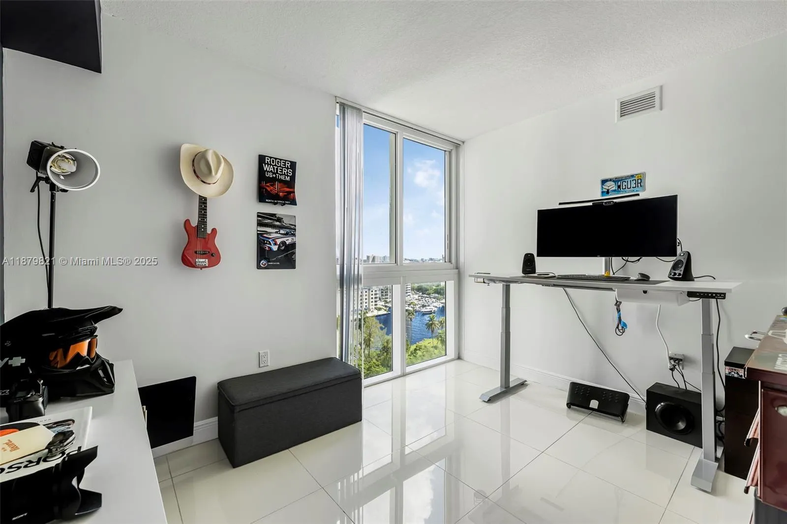 Miami, Florida 33125, United States, 2 Bedrooms Bedrooms, ,2 BathroomsBathrooms,Residential,Active,211860