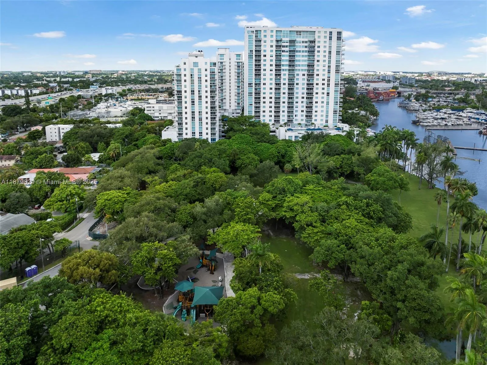 Miami, Florida 33125, United States, 2 Bedrooms Bedrooms, ,2 BathroomsBathrooms,Residential,Active,211860