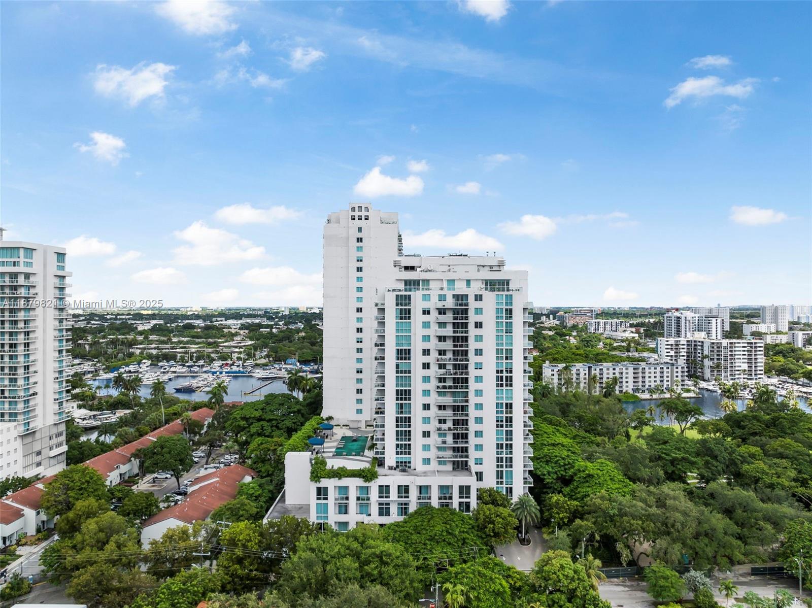 TERRAZAS RIVERPARK VILLAG - Residential