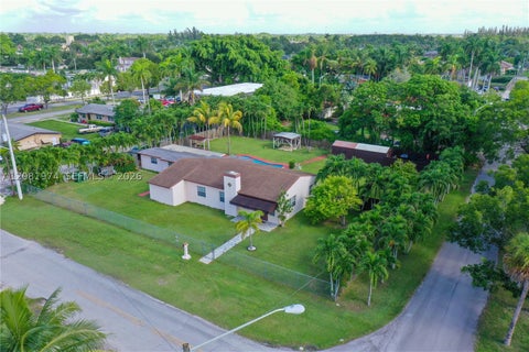 Photo of 141 NE 14th St, Homestead, FL 33030 (MLS # A12081974)