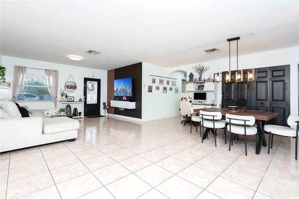 Photo of 17505 SW 108th Ct, Miami, FL 33157 (MLS # A11953331)