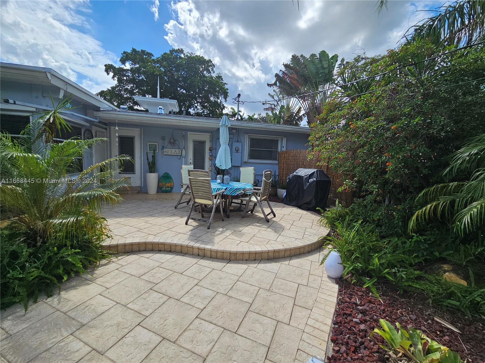 OAKLAND PARK SECOND ADD - Residential