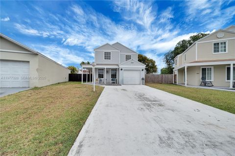 Photo of 14531 SW 127th Ct, Miami, FL 33186 (MLS # A11977328)