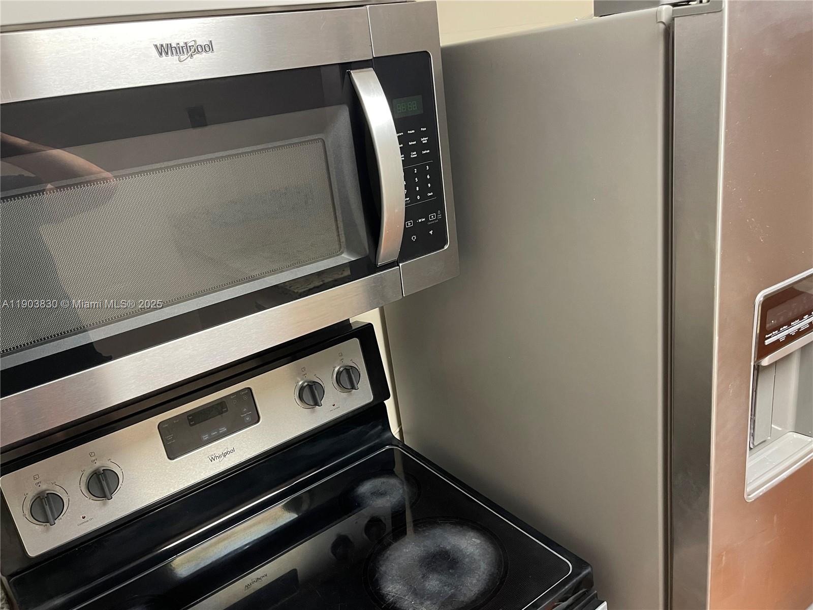 COURTYARDS AT DAVIE CONDO - Residential