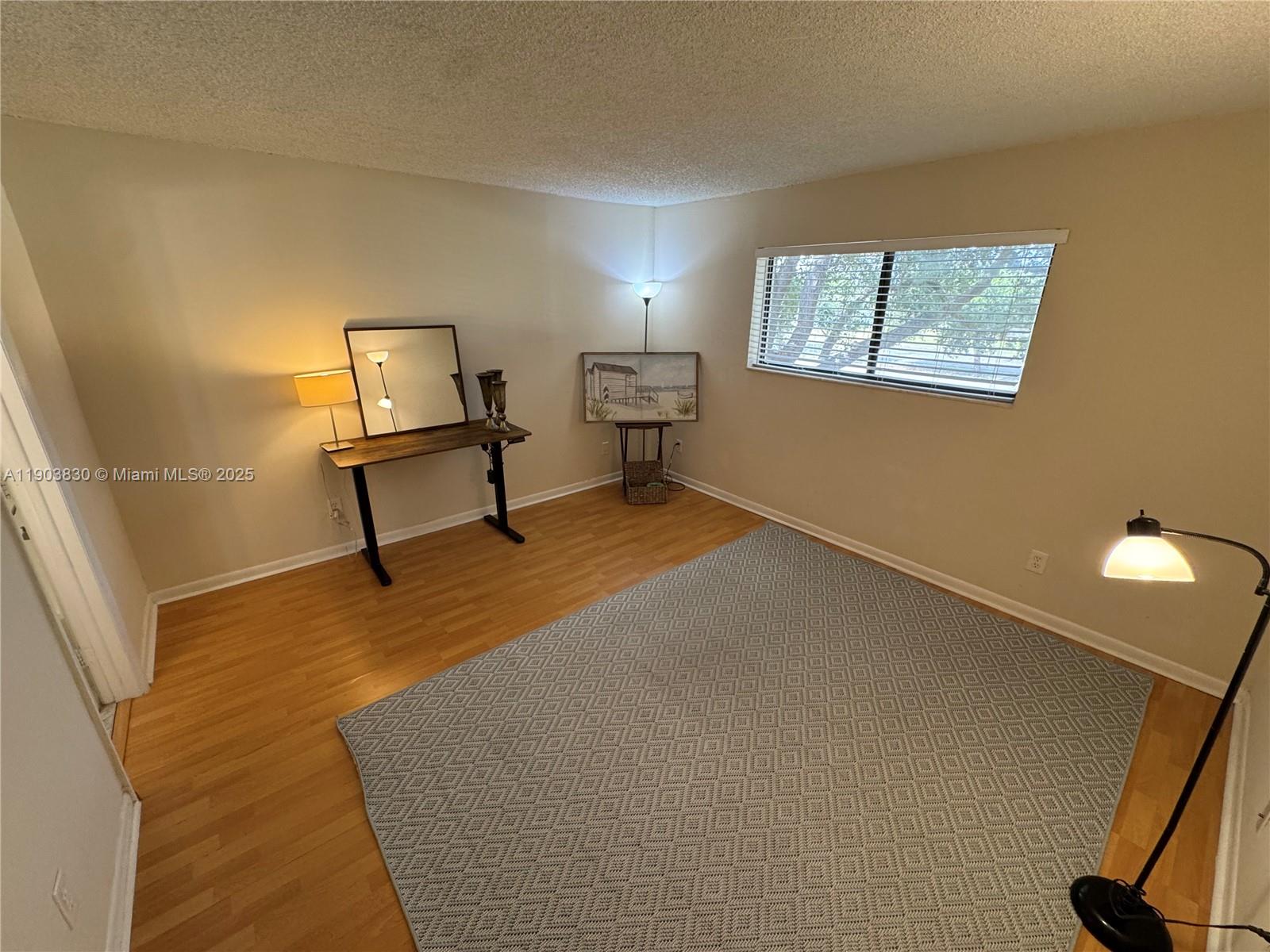 COURTYARDS AT DAVIE CONDO - Residential