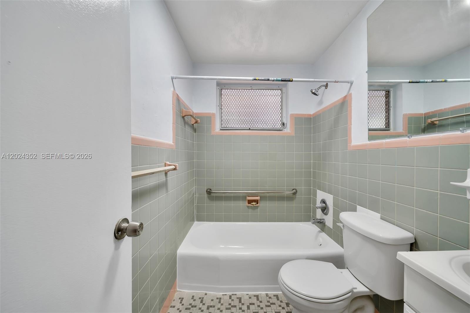 OCEAN BEACH ADDN NO 3 - Residential Lease