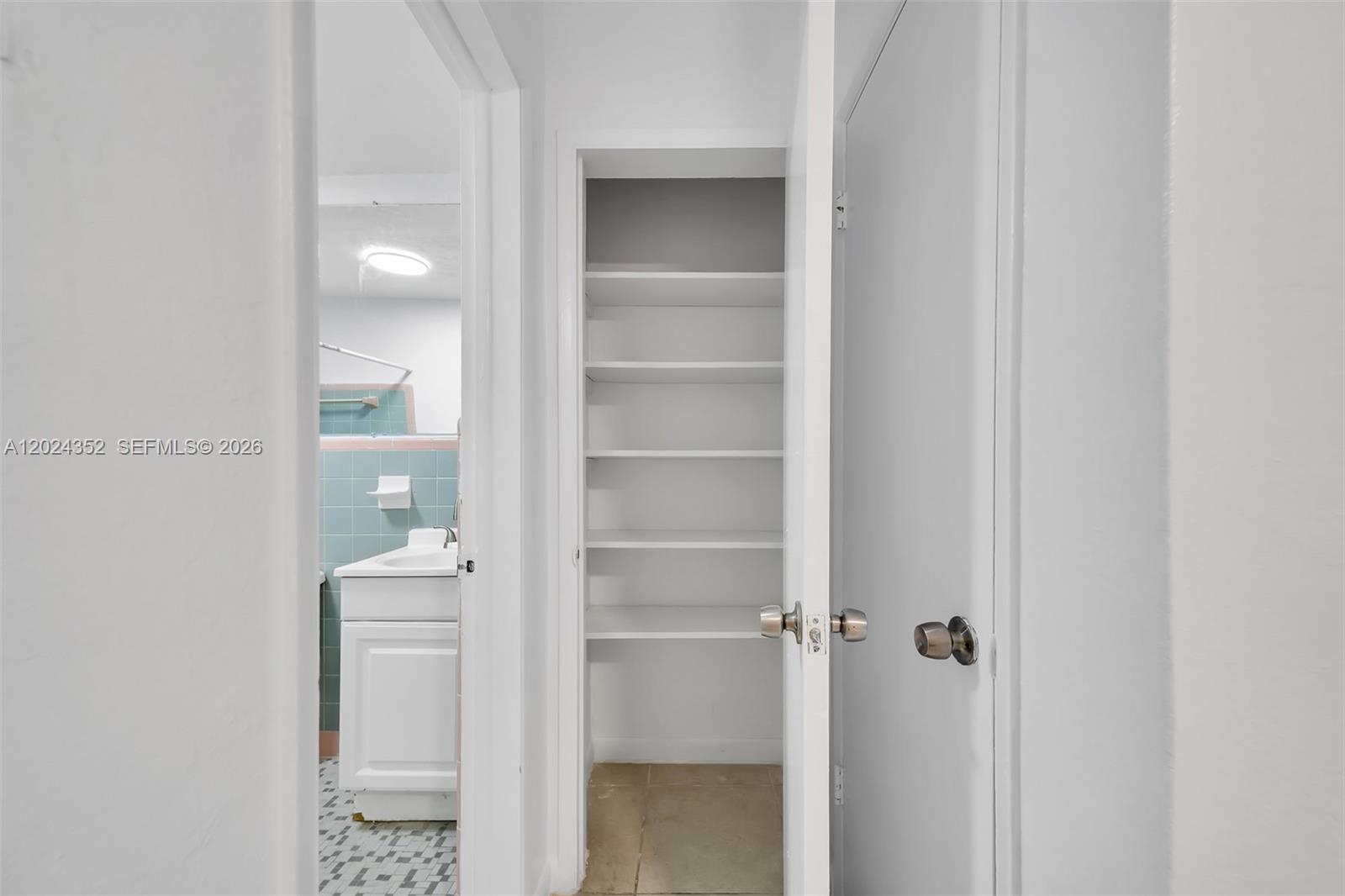 OCEAN BEACH ADDN NO 3 - Residential Lease