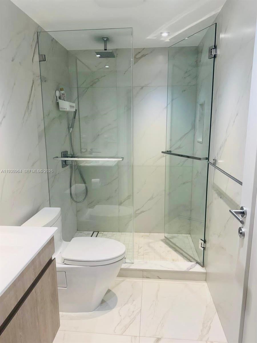 HARBOUR HOUSE - Residential