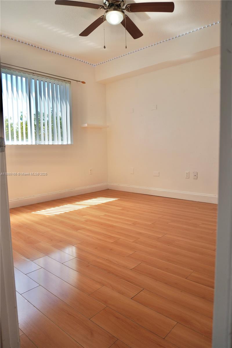 PARADISE POINTE CONDO - Residential Lease