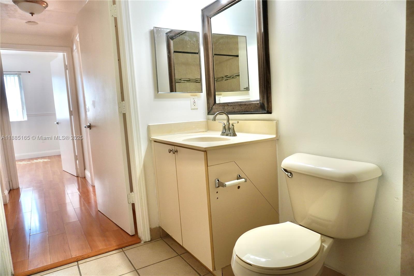 PARADISE POINTE CONDO - Residential Lease