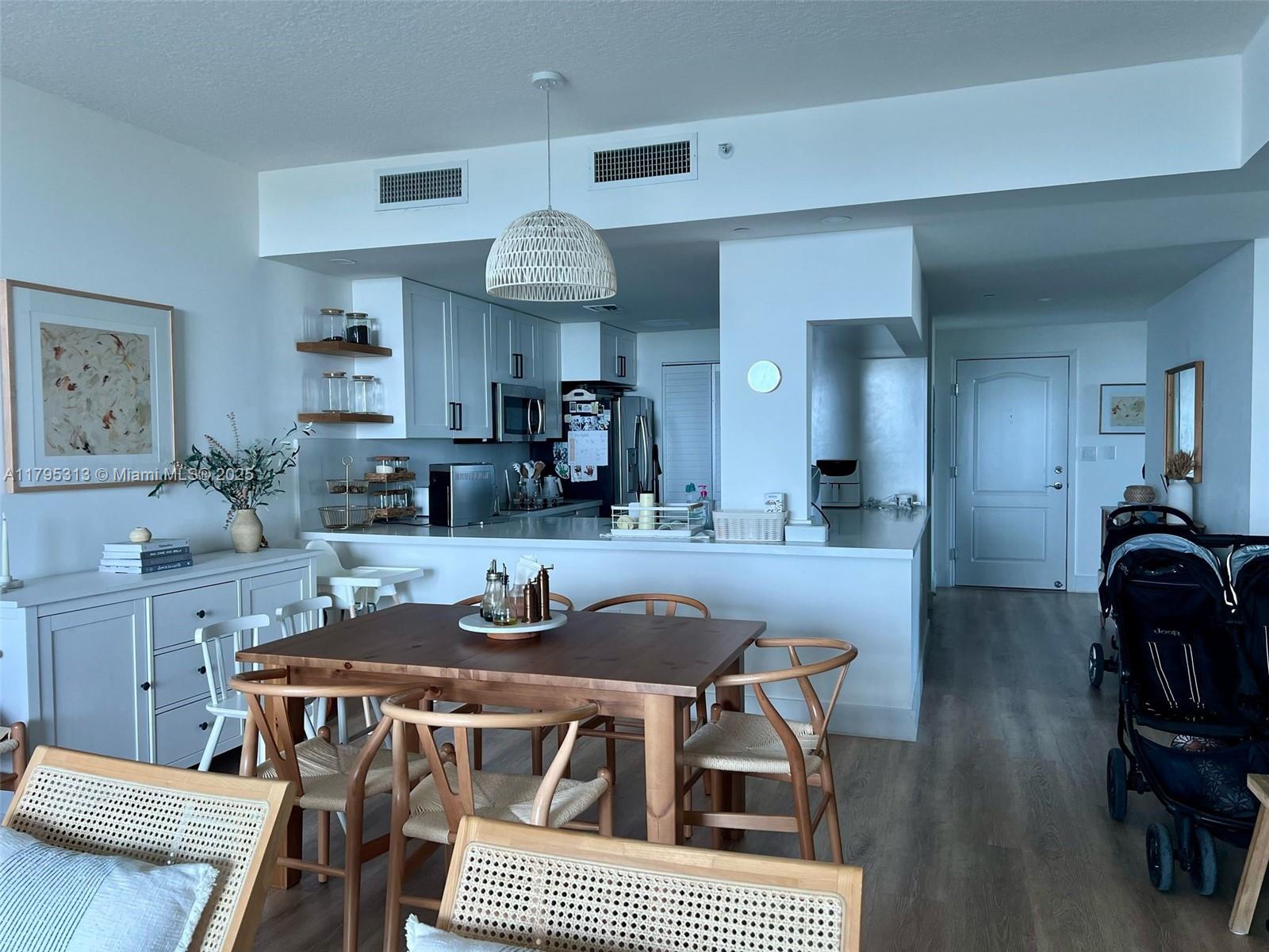 SKYLINE ON BRICKELL CONDO - Residential