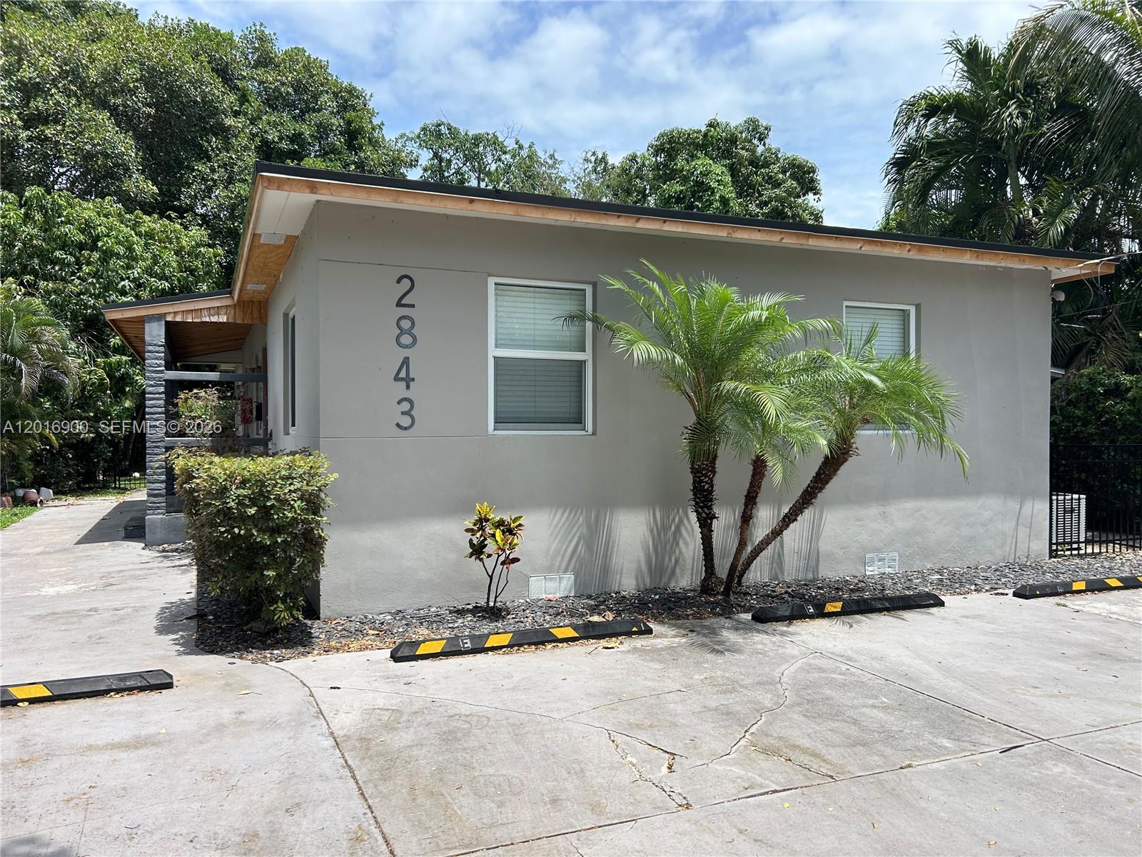 REALTY SECURITIES CORPPB - Residential Lease