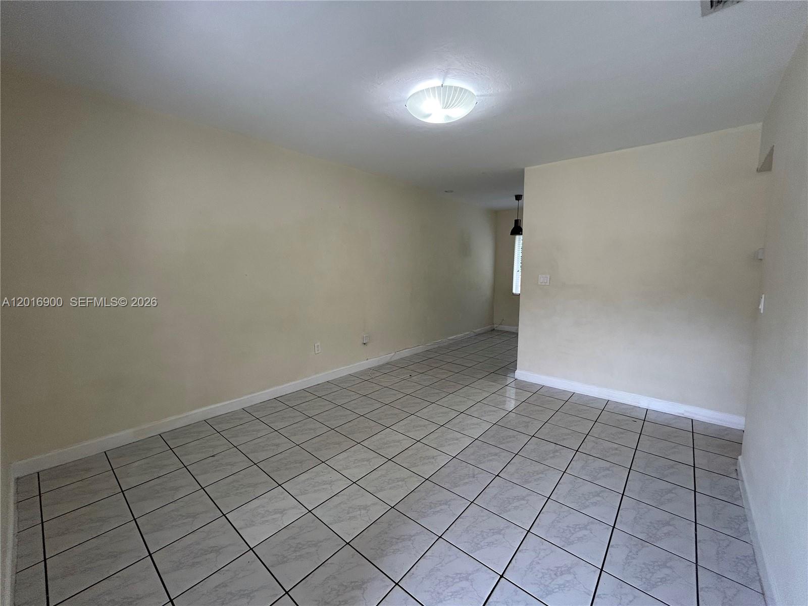 REALTY SECURITIES CORPPB - Residential Lease