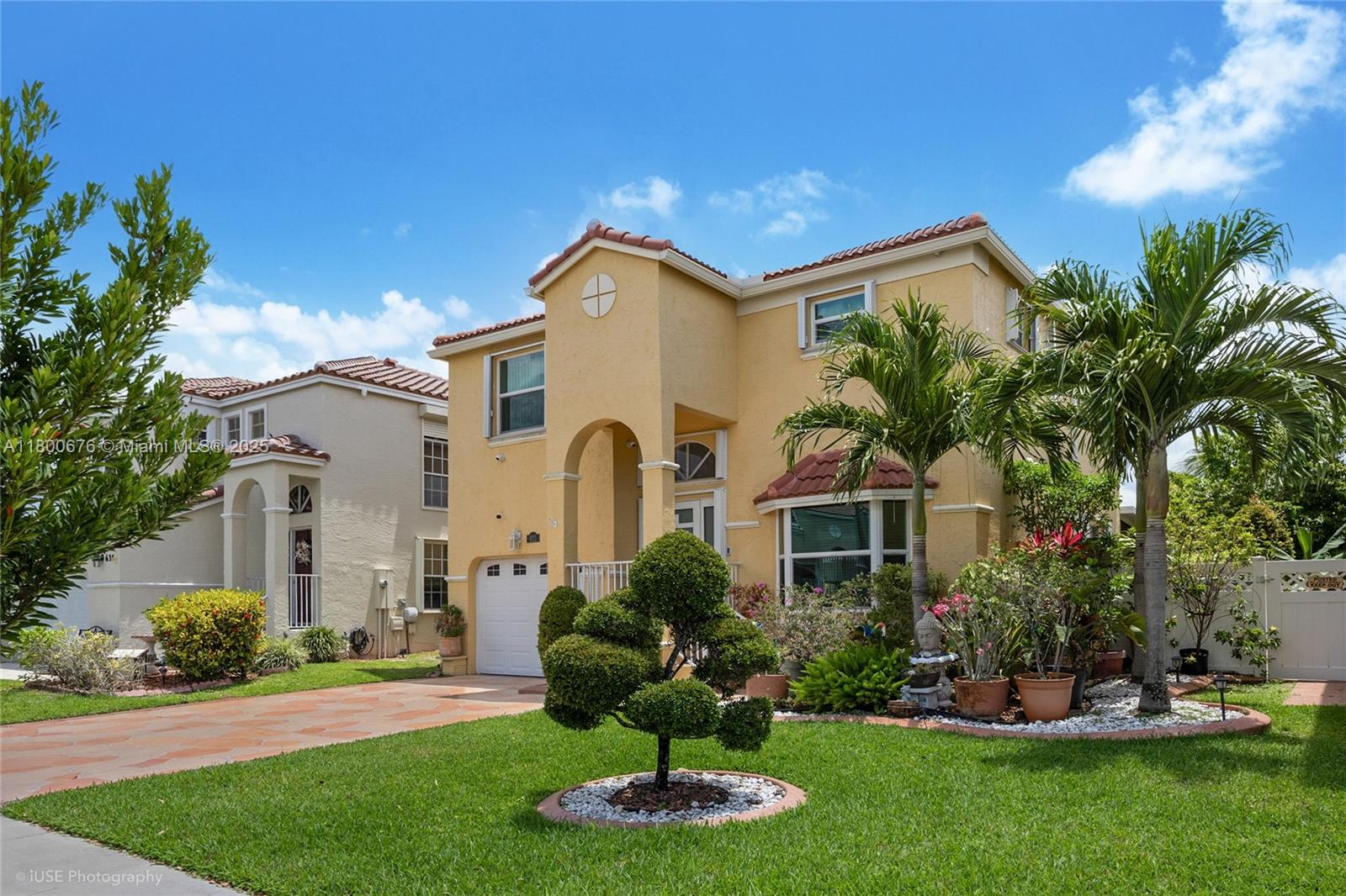 621 NW 157