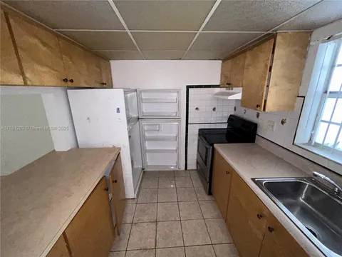 MLS: A11781203