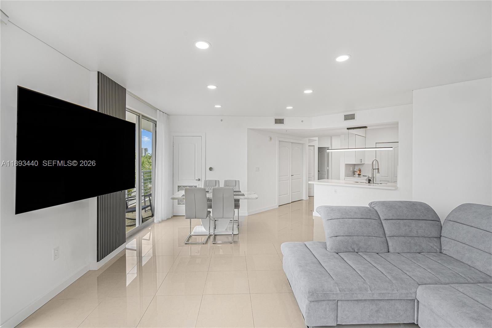 1830 Radius Dr 314