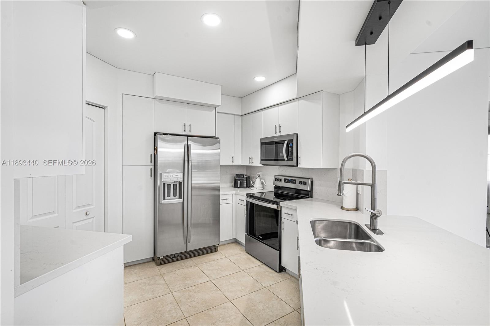 1830 Radius Dr 314