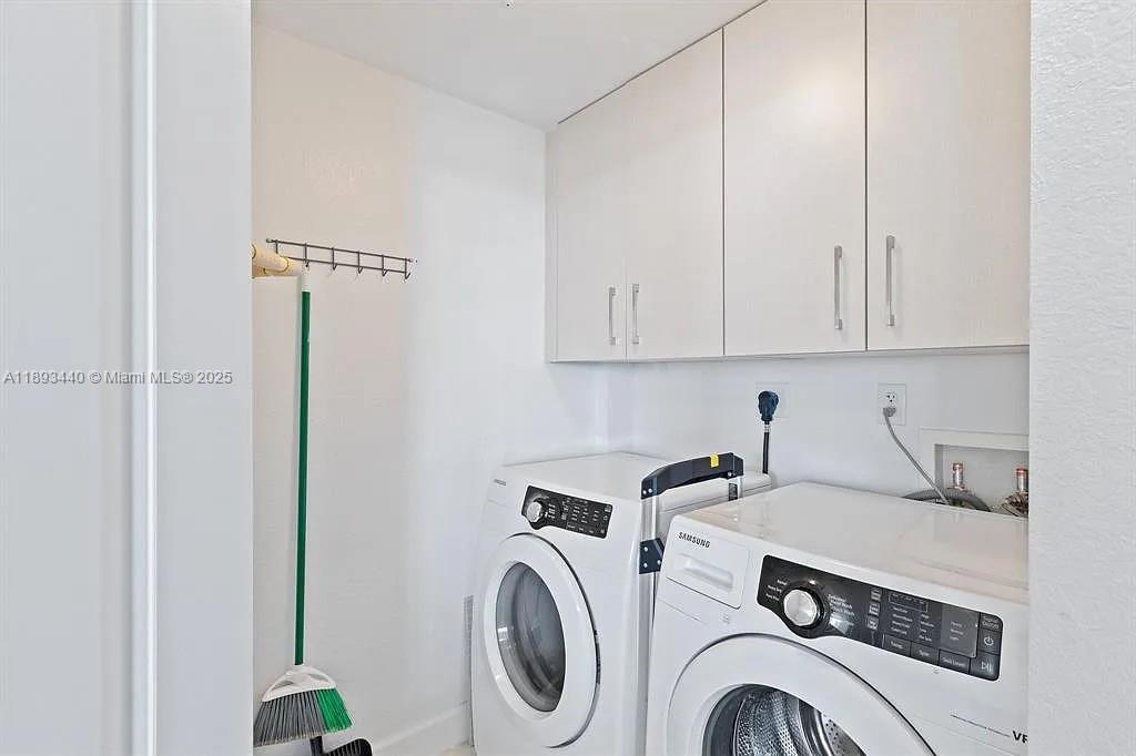 RADIUS CONDO - Residential