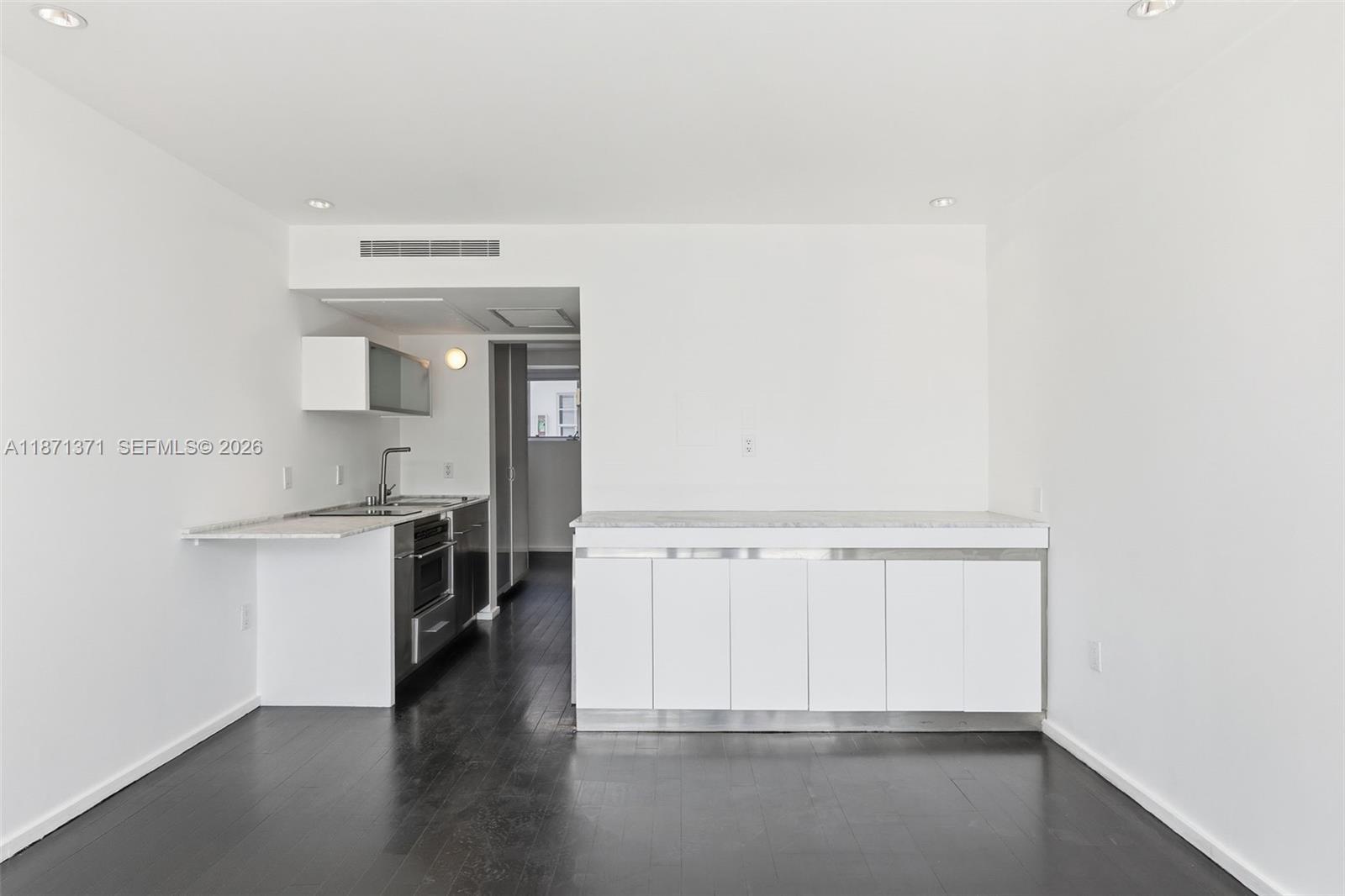 FONTANA CONDO - Residential