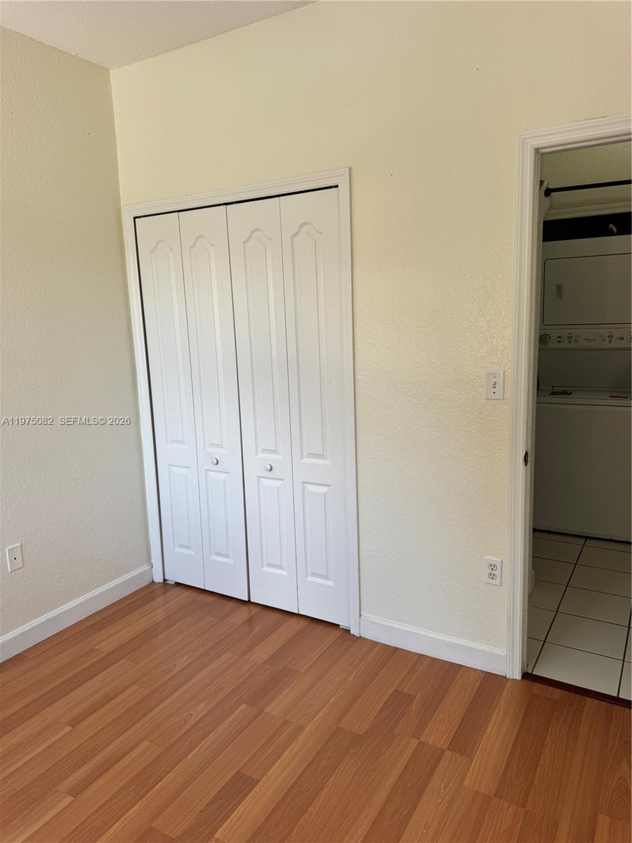 SHOMA HOMES AT COUNTRY CL - Residential Lease