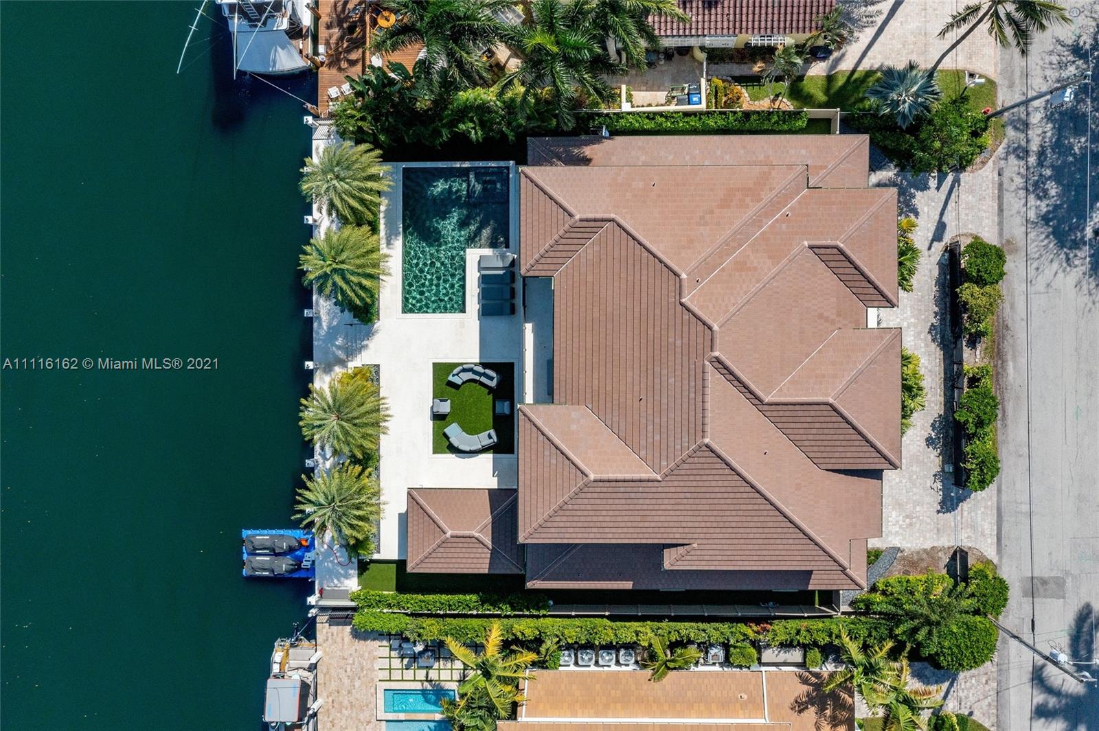 STILWELL ISLES - Residential