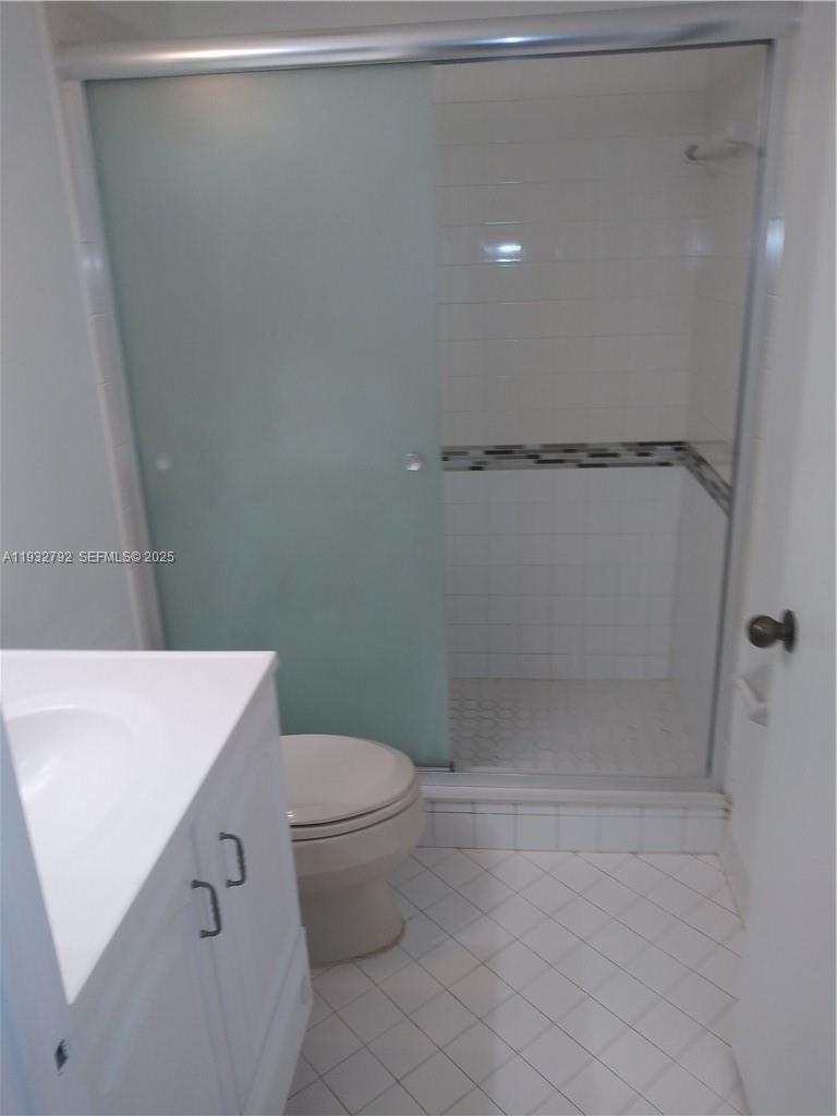 SUMMER LAKE - Residential