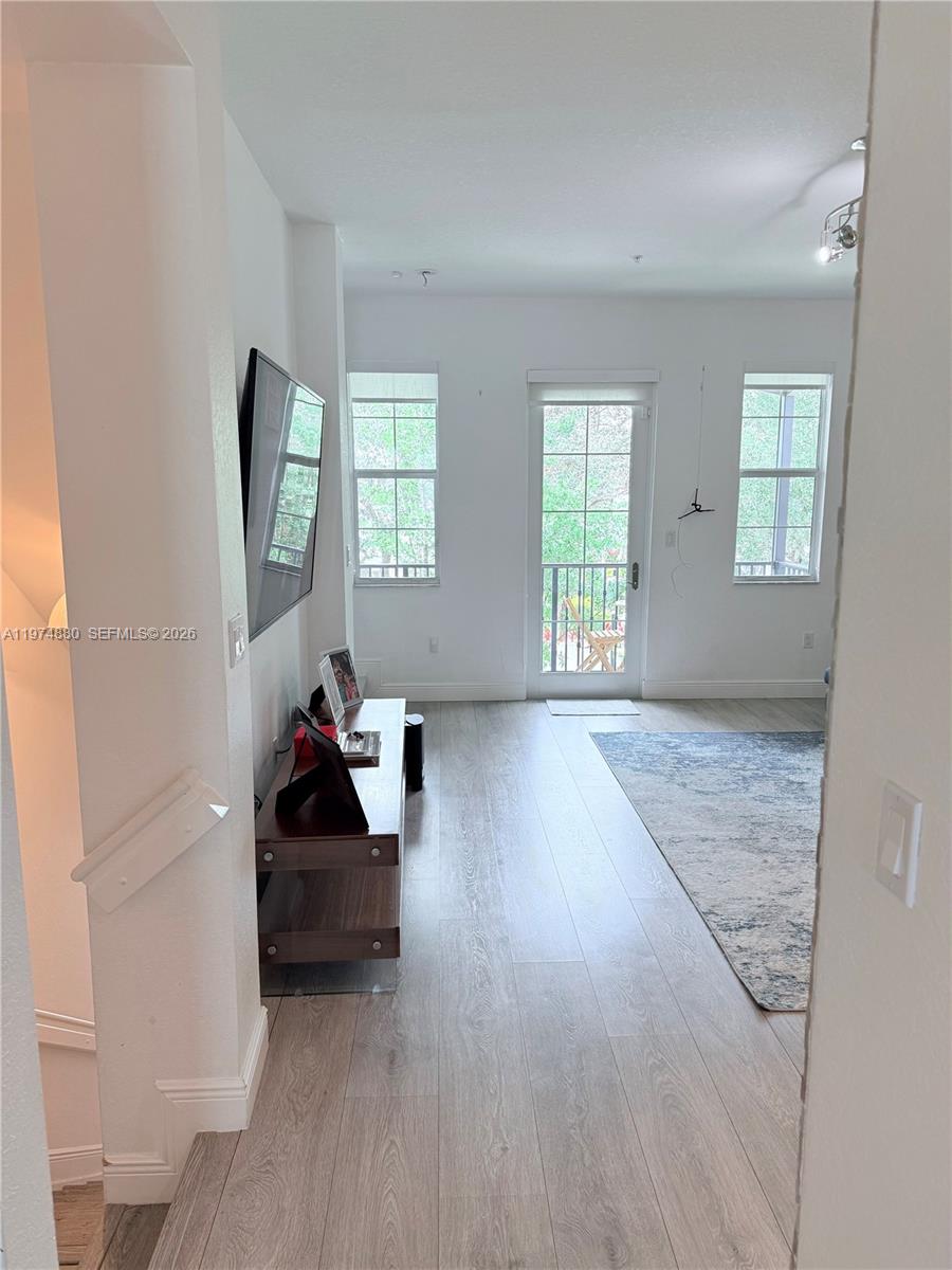 MIRAMAR RESIDENTIAL PLAT - Residential Lease