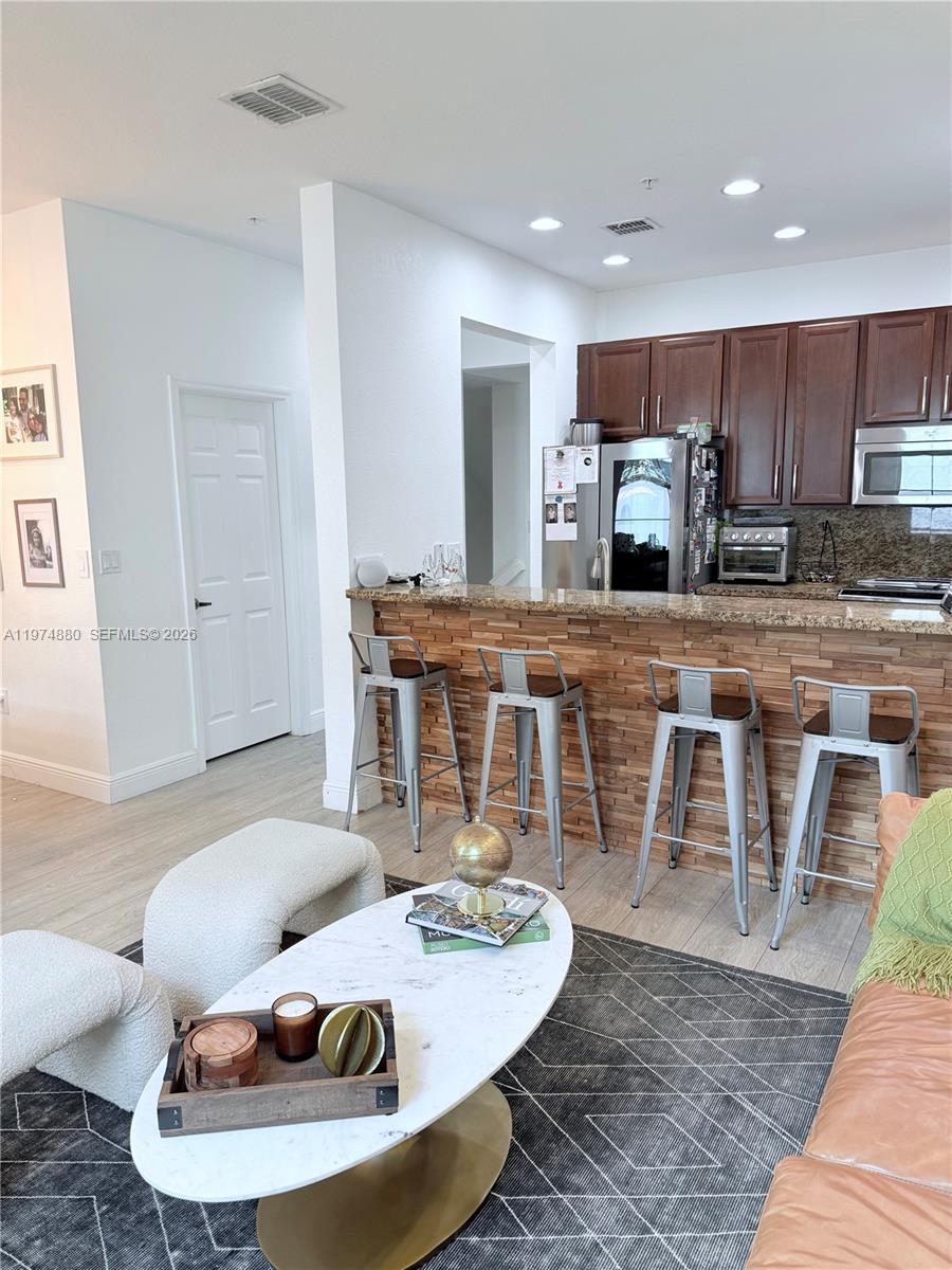 MIRAMAR RESIDENTIAL PLAT - Residential Lease